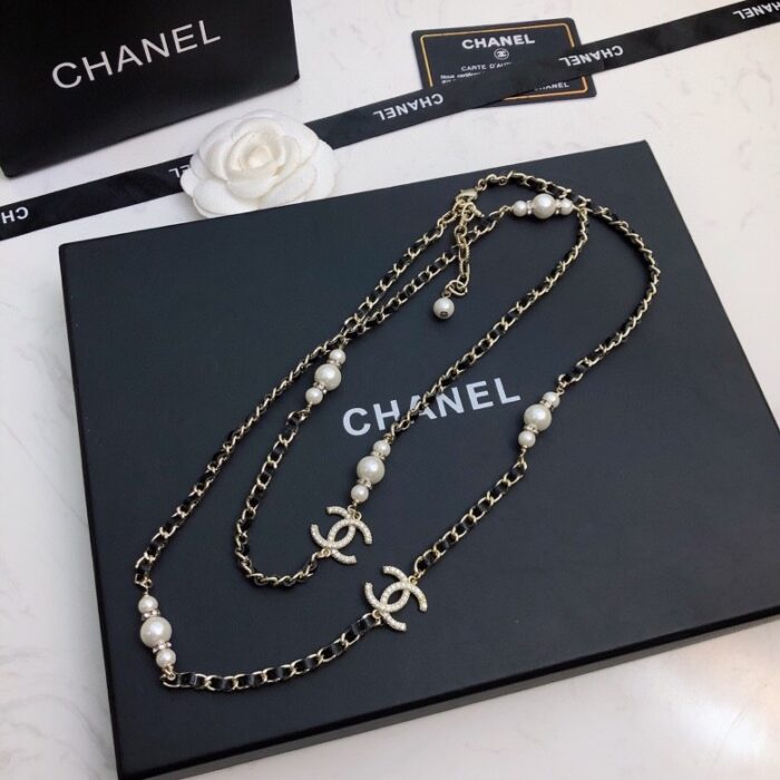 Chanel Necklace - Image 4