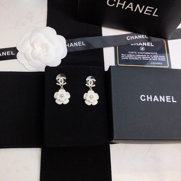 Chanel Earrings - Image 4