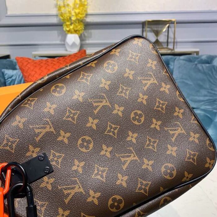 Louis Vuitton Keepall Bandouliere 50 Monogram Solar Ray Canvas Black/Orange By Virgil Abloh For Men, Men’s Bags, Travel Bags 19.7in/50cm LV M44471 - Image 8