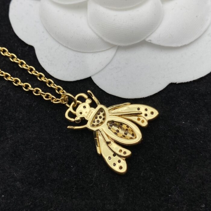 Gucci Bee Necklace Gold For Women - Image 5