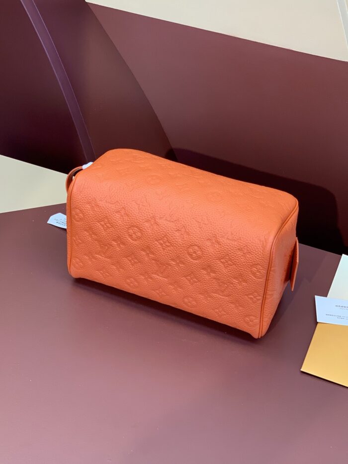 Louis Vuitton Dopp Kit Orange For Men 28cm/ 11 in - Image 9