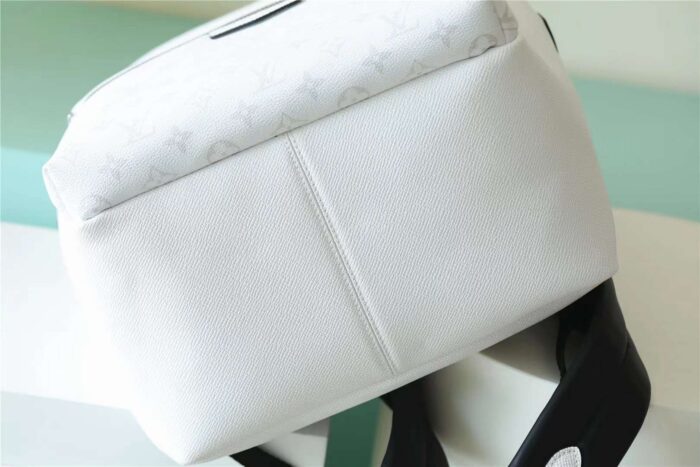 Louis Vuitton Discovery Backpack White For Men 40cm / 15.7in M30953 - Image 3